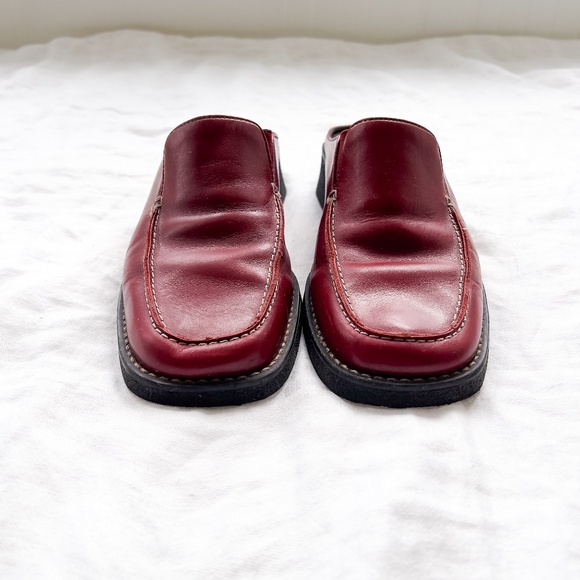 Vintage GH Bass & Co Tiona Oxblood Red Leather Loafer Mules 9.5 Preppy Academia - Picture 3 of 9